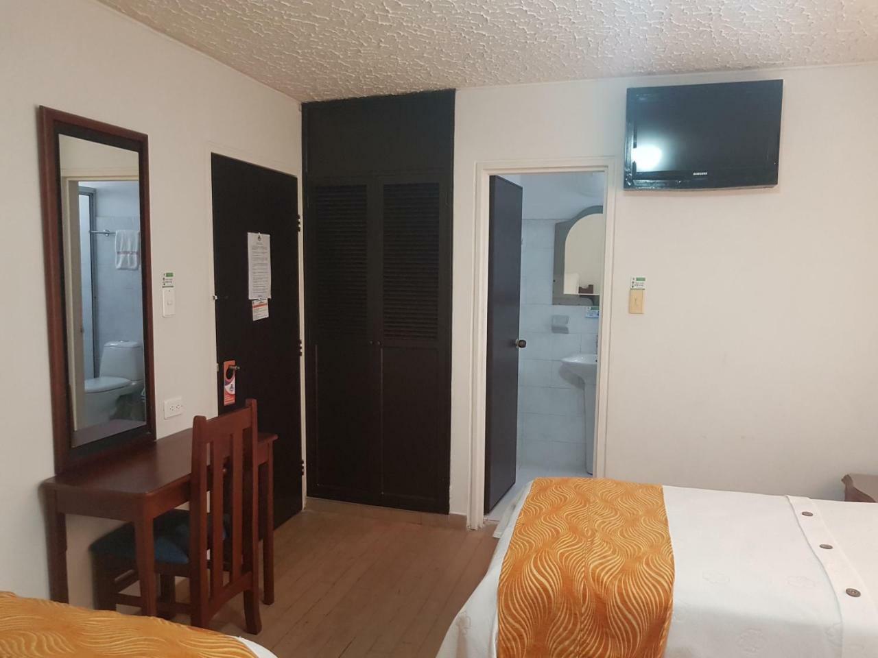 Hotel Emperador Barbosa  Exterior foto