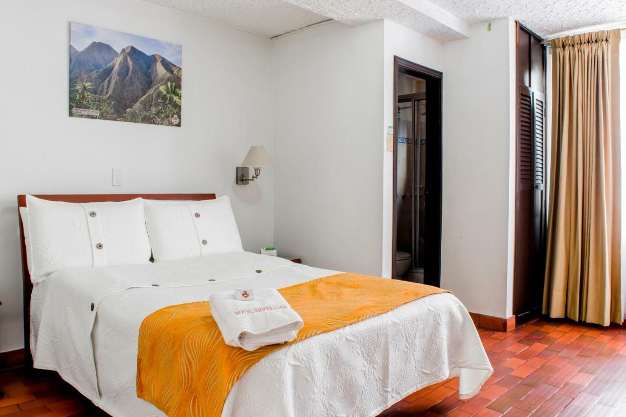 Hotel Emperador Barbosa  Quarto foto