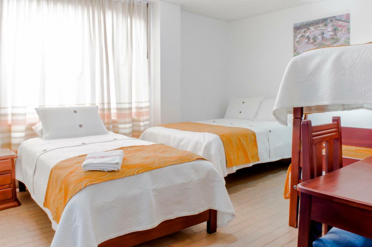 Hotel Emperador Barbosa  Quarto foto